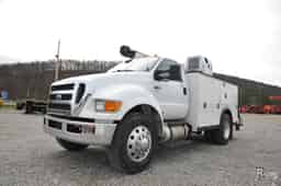 2015 Ford F750